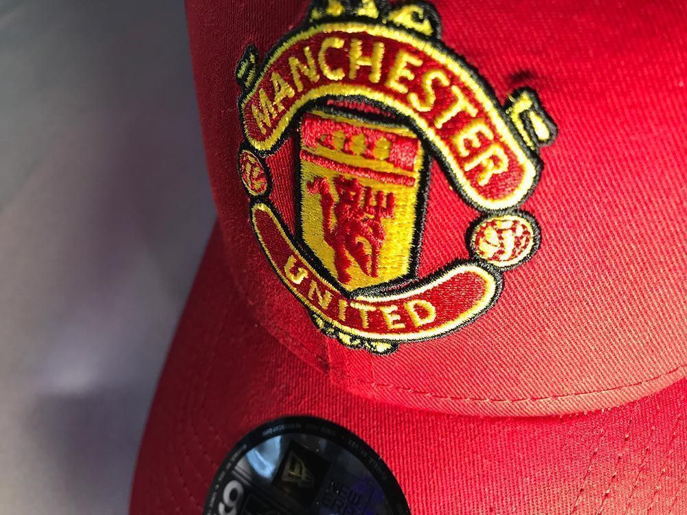 Бейсболка Манчестер Юнайтед New Era 9Forty красная