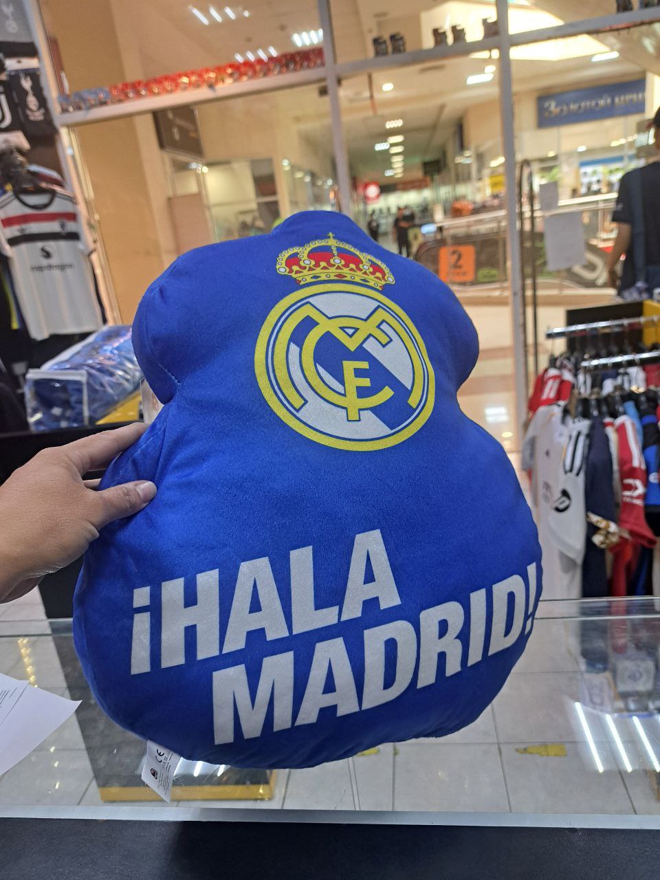 ������� ���� ������ � ����� ������� 3D ESCUDO 40 CM