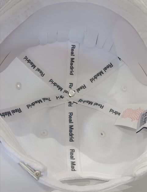 Бейсболка Реал Мадрид WHITE  LOGO ADULTO