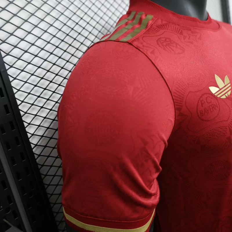 Футболка игровая Бавария 125th Anniversary (Player Version) Футболка игровая Бавария 125th Anniversary (Player Version)