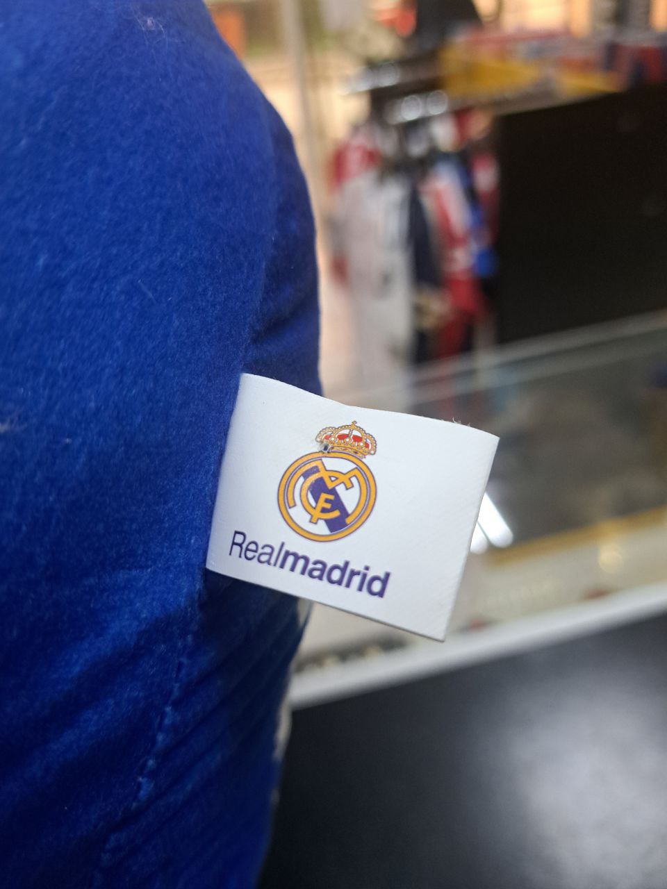 ������� ���� ������ � ����� ������� 3D ESCUDO 40 CM