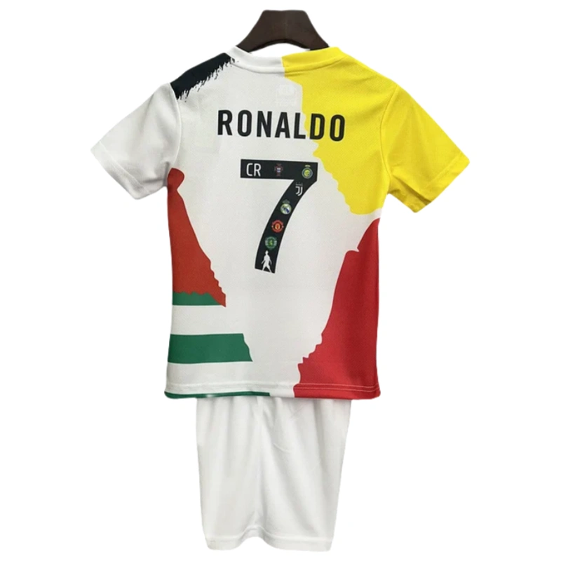 Детская форма RONALDO CR7 2025/2026 Детская форма RONALDO CR7 2025/2026