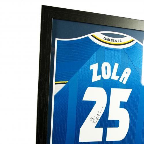 Футболка с автографом Zola Signed Shirt (Framed) Футболка с автографом Zola Signed Shirt (Framed)