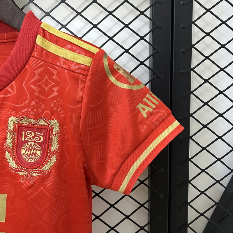 Детская форма Бавария 125th Anniversary Детская форма Бавария 125th Anniversary