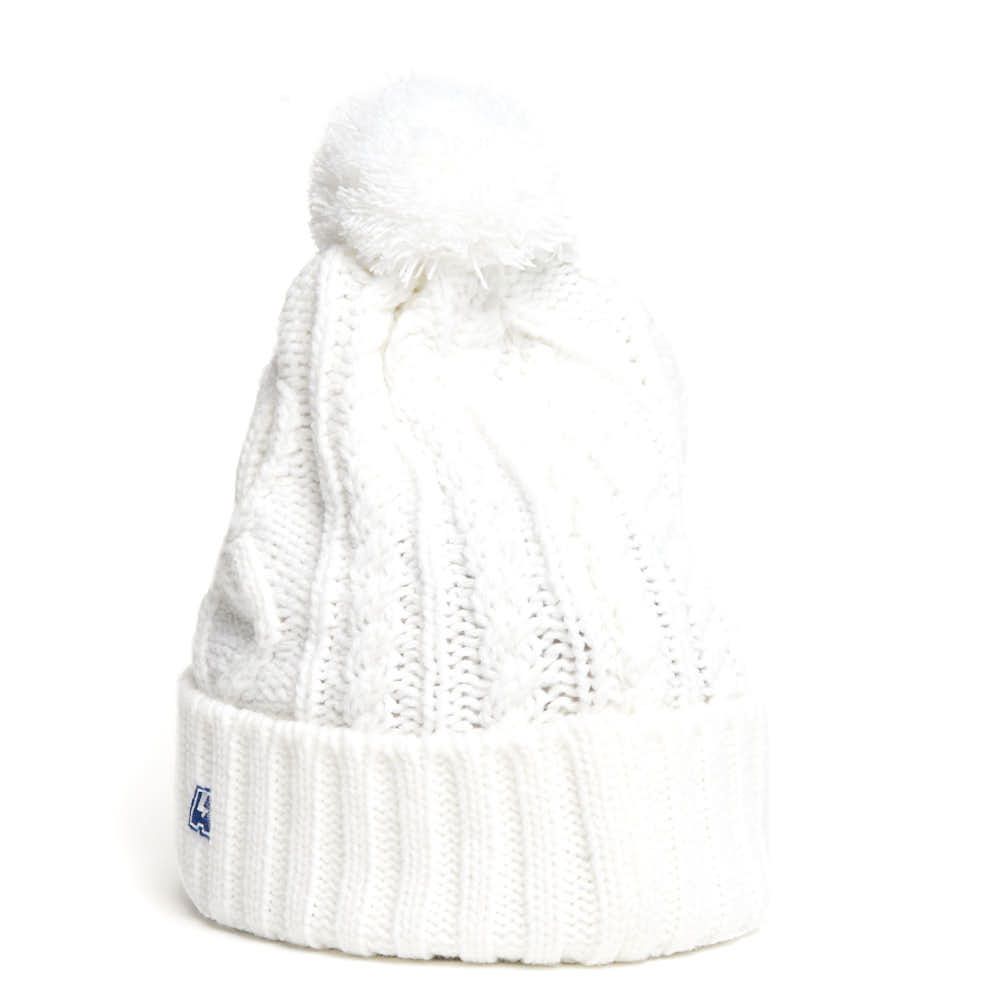 Шапка Динамо 60180 белая с помпоном