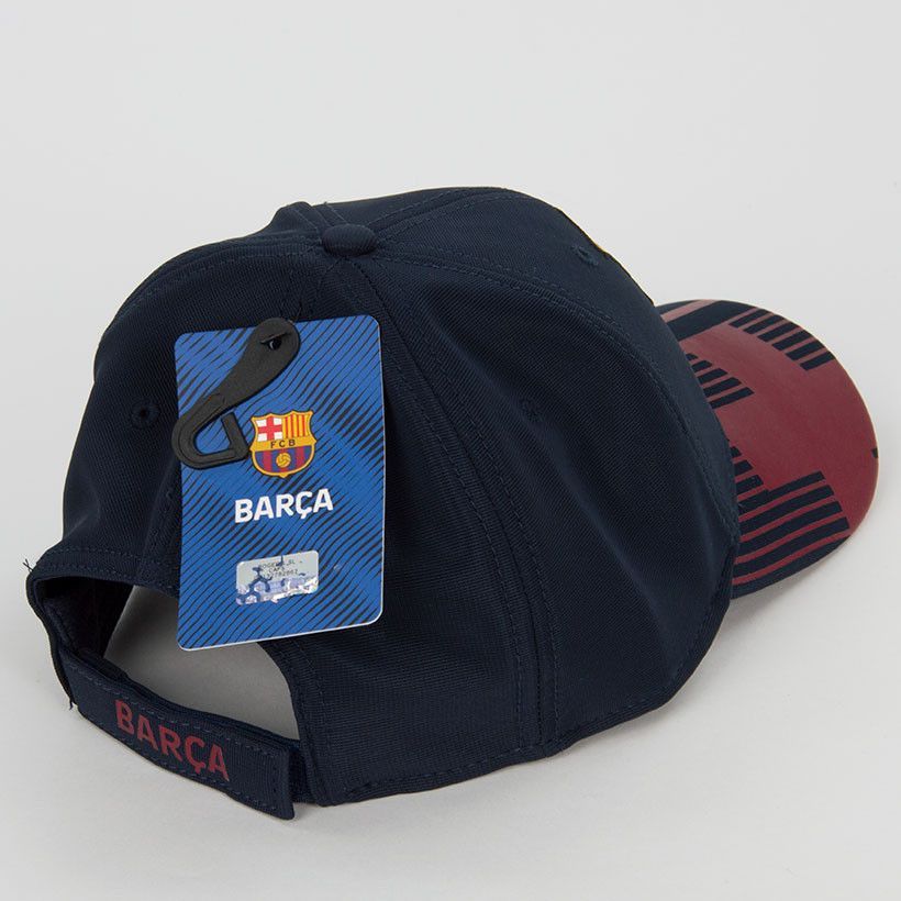 Бейсболка Барселона CROSS