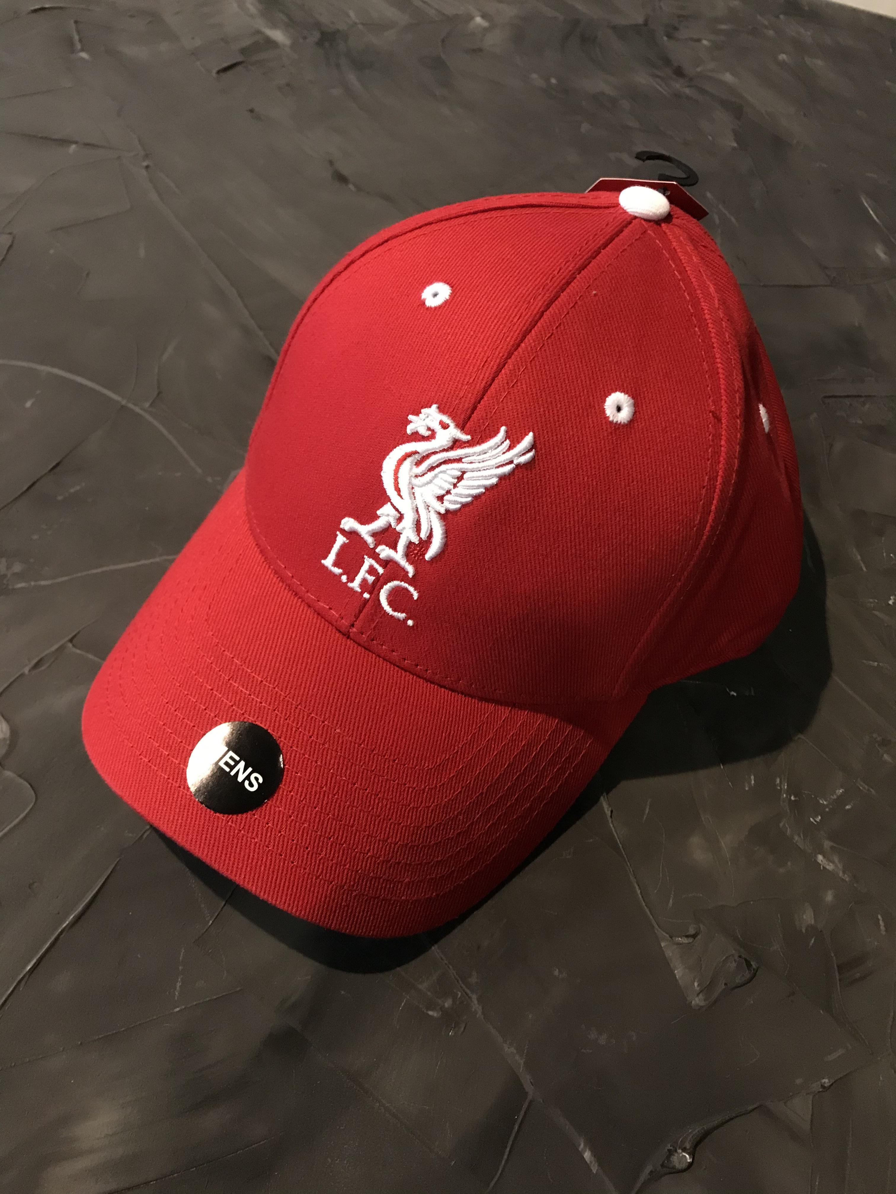   Cap Red