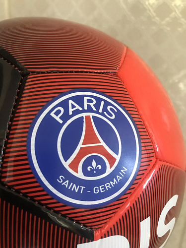 Мяч ПСЖ красно-черный