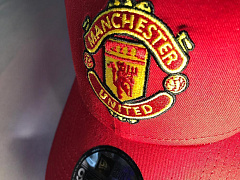 Бейсболка Манчестер Юнайтед New Era 9Forty красная
