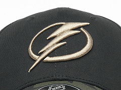 Бейсболка Tampa Bay Lightning черная-хаки 32263