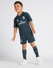 Детская форма Реал Мадрид 2018/2019 выездная