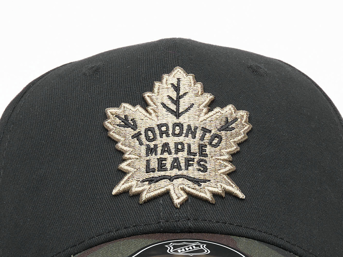 Бейсболка Toronto Maple Leafs черная-хаки 32262