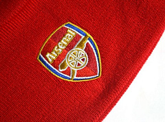 Шапка Арсенал красная