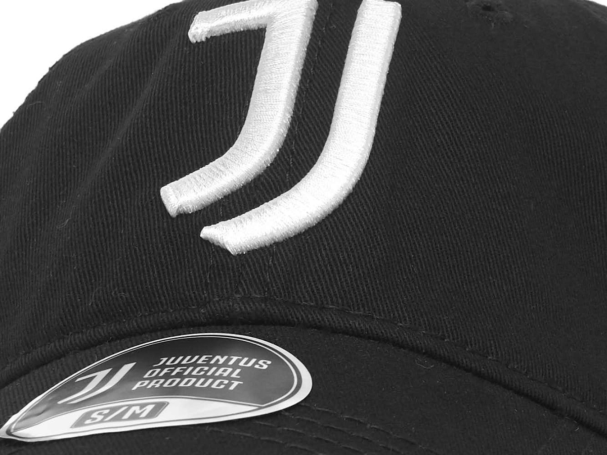 Детская бейсболка Ювентус черная 37277