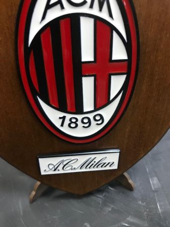     Collector's Wooden Crest