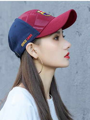 Бейсболка Барселона бордовая