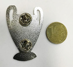Значок Лига Чемпионов 2017-18 под серебро