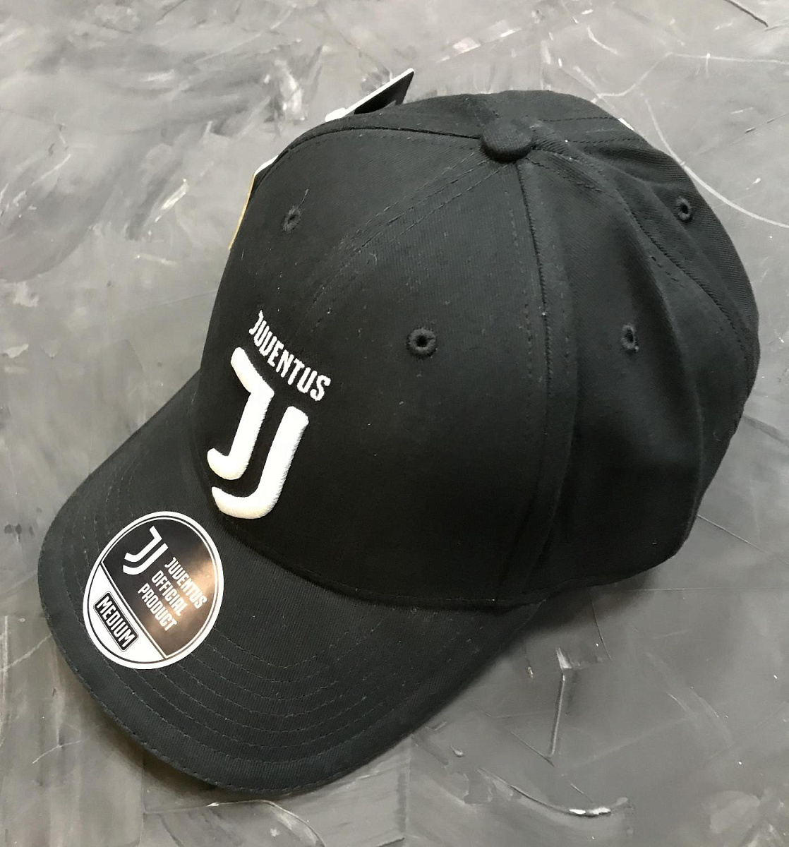 Бейсболка Ювентус черная 37200