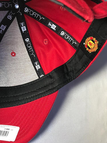 Бейсболка Манчестер Юнайтед New Era 9Forty красная