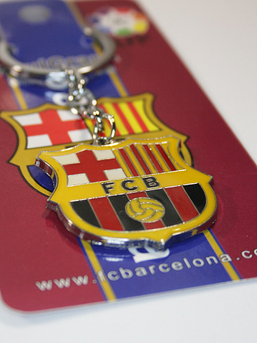 Брелок Барселона металл