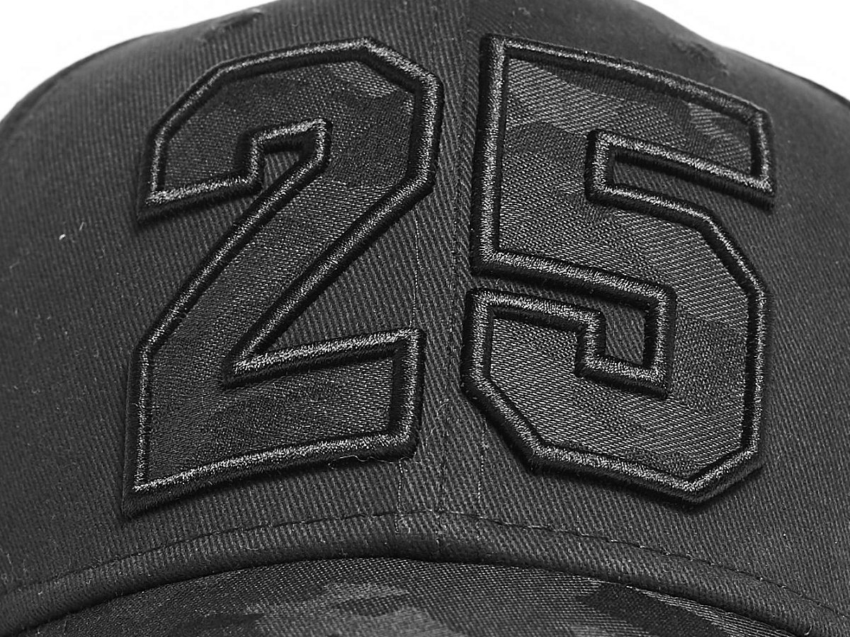 Бейсболка с номером 25, 206108