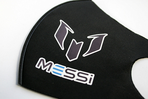 Маска для лица многоразовая Месси логотип черная