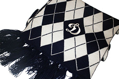 Шарф"Д" 1015/9012 вяз.целиком белым ромбом