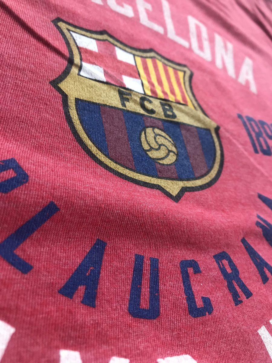 Футболка Барселона Camp Nou красная