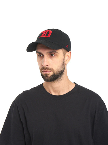 Бейсболка NHL Detroit Red Wings черная 31695