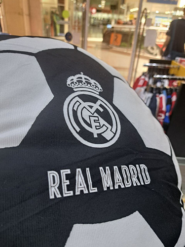 Подушка Реал Мадрид в форме мяча REYES DE EUROPA 40 CM