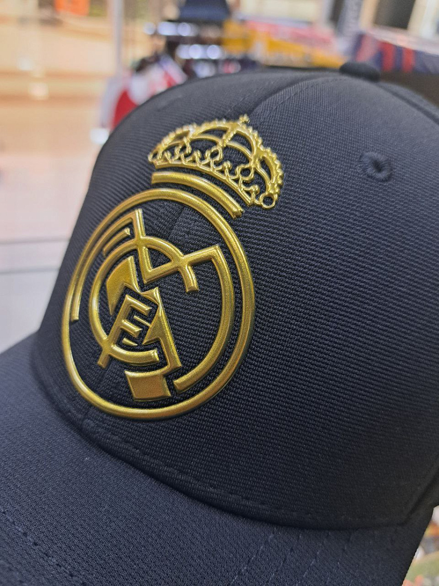 Бейсболка Реал Мадрид BLACK & GOLD ADULTO