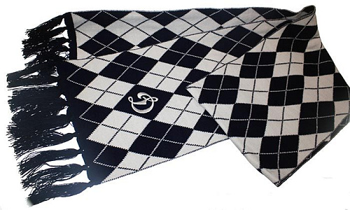 Шарф"Д" 1015/9012 вяз.целиком белым ромбом