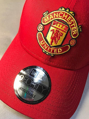 Бейсболка Манчестер Юнайтед New Era 9Forty красная