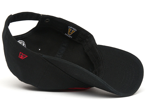 Бейсболка NHL Detroit Red Wings черная 31695