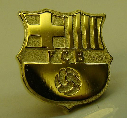 Значок Барселона золото