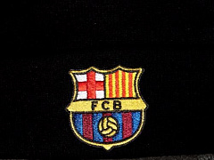 Шапка Барселона 115107 черная с помпоном