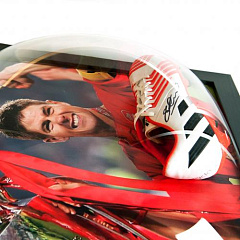 Бутса в автографом Стивена Джерарда Gerrard Signed Boot (Framed)