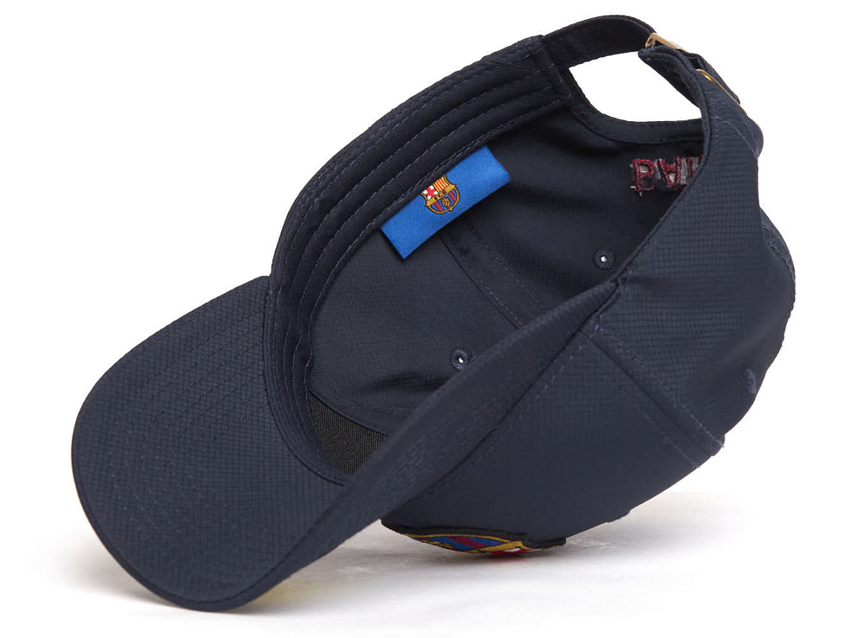Бейсболка Барселона 107839