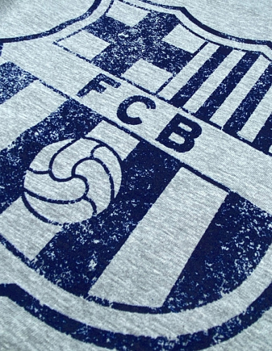 Футболка Барселона Escudo серая