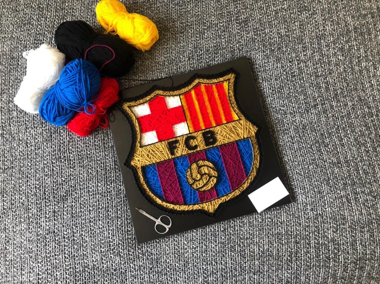 Картина ручной работы Барселона в технике StringArt